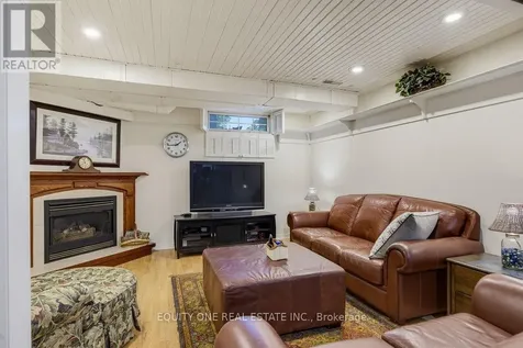 289 Du Grand Bois Avenue Ottawa ON K1E 2S8