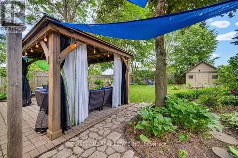 289 Du Grand Bois Avenue Ottawa ON K1E 2S8