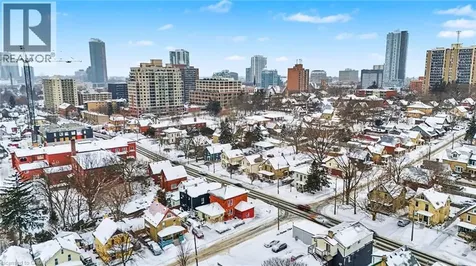 86 Courtland Avenue East Kitchener ON N2G 2T8