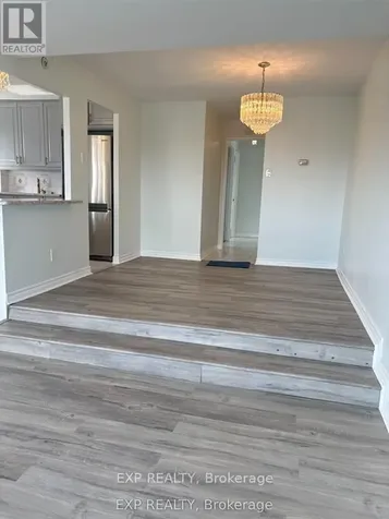 1081 Ambleside Drive East Ottawa ON K2B 8C8