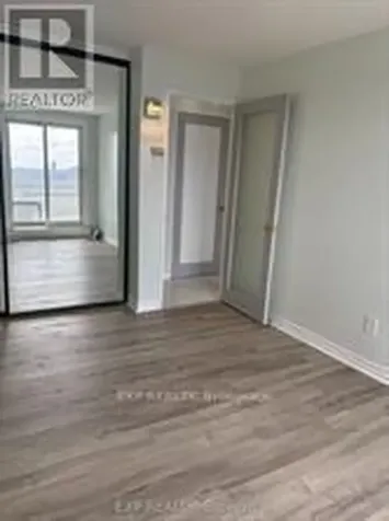 1081 Ambleside Drive East Ottawa ON K2B 8C8