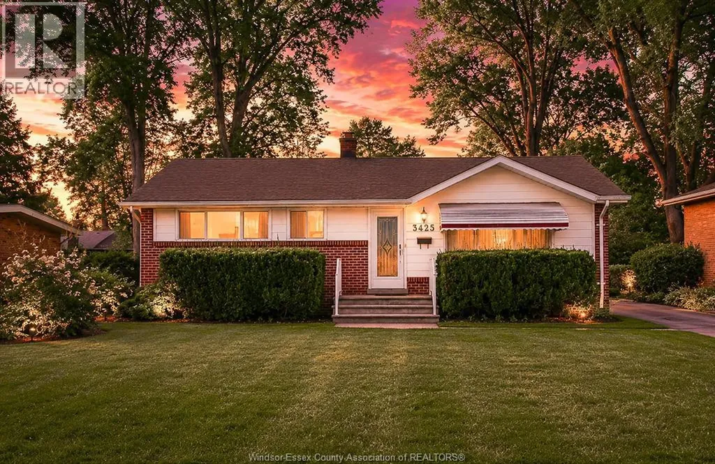 3425 Rankin Windsor ON N9E 3C4