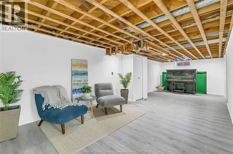 3425 Rankin Windsor ON N9E 3C4