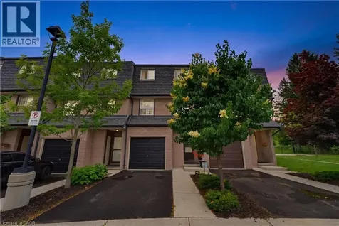 138 Blackhorne Drive Kitchener ON N2E 1Z3