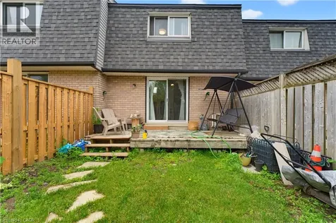 138 Blackhorne Drive Kitchener ON N2E 1Z3