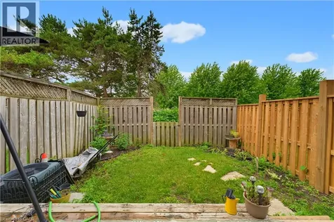 138 Blackhorne Drive Kitchener ON N2E 1Z3