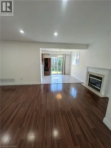 596 Southridge Drive Hamilton ON L9C 7V8