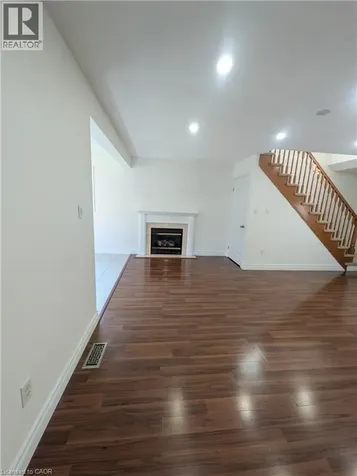 596 Southridge Drive Hamilton ON L9C 7V8