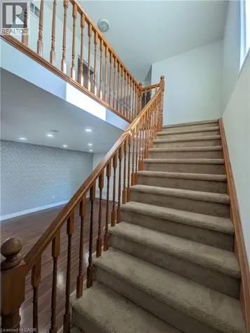 596 Southridge Drive Hamilton ON L9C 7V8