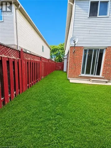 596 Southridge Drive Hamilton ON L9C 7V8