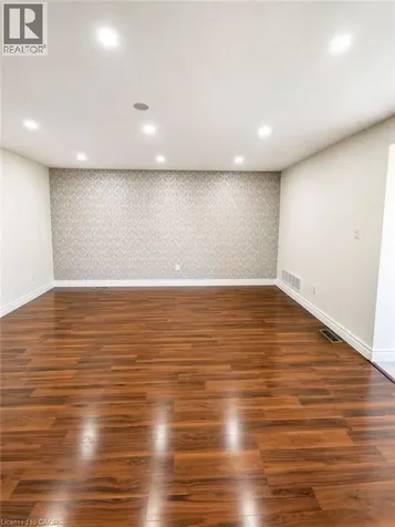 596 Southridge Drive Hamilton ON L9C 7V8