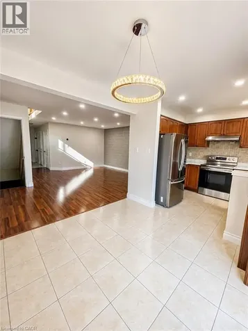 596 Southridge Drive Hamilton ON L9C 7V8