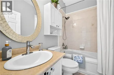 262 Dundas Street East Waterdown ON L8B 1A9