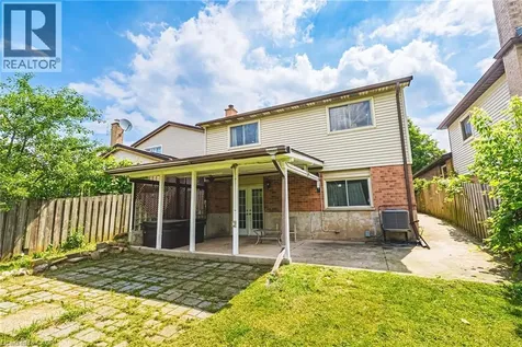 11 Drakes Drive Hamilton ON L8E 4G4