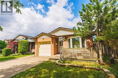 11 Drakes Drive Hamilton ON L8E 4G4