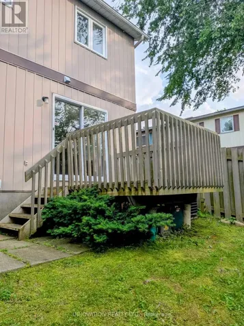 1773 Bellmanor Court Ottawa ON K1T 2V6
