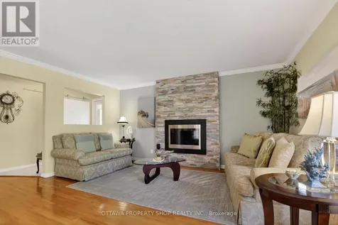 49 Country Lane Ottawa ON K2L 1H9