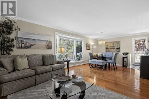 49 Country Lane Ottawa ON K2L 1H9