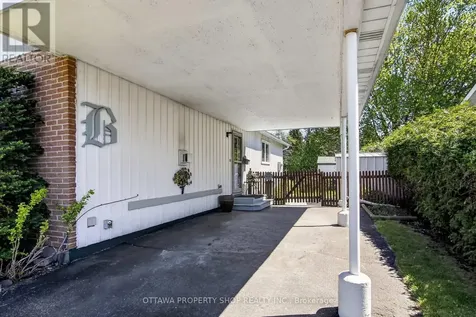 49 Country Lane Ottawa ON K2L 1H9