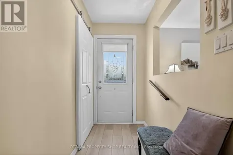 49 Country Lane Ottawa ON K2L 1H9