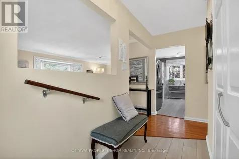 49 Country Lane Ottawa ON K2L 1H9