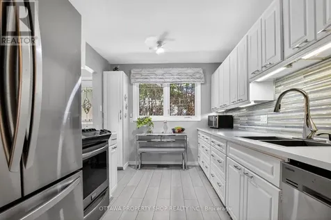 49 Country Lane Ottawa ON K2L 1H9