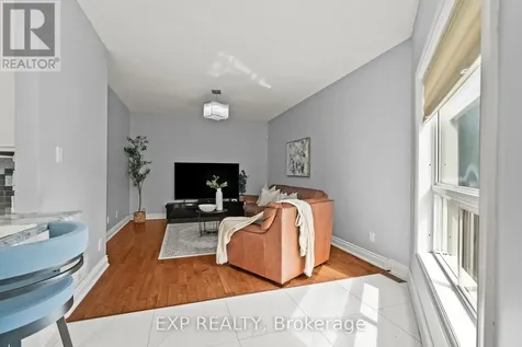 112 Redcliff Avenue Ottawa ON K2J 5J7