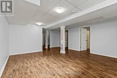 112 Redcliff Avenue Ottawa ON K2J 5J7