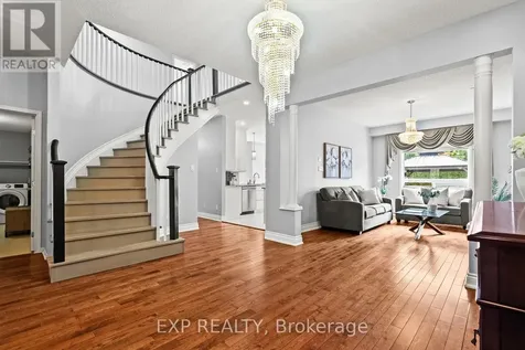 112 Redcliff Avenue Ottawa ON K2J 5J7