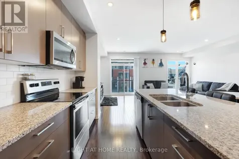 554 Labrador Crescent Ottawa ON K1T 0R4