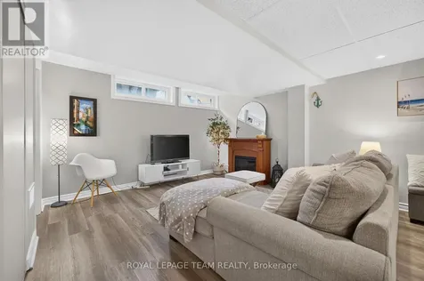 191 Windhurst Drive Ottawa ON K2G 6G9