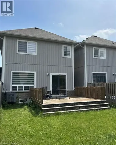 152 Thomas Avenue Brantford ON N3S 0C8