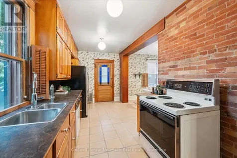 53 Hillcrest Drive Guelph (st. George's) ON N1E 4W8