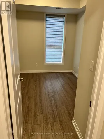 261 Woodbine Ave Avenue Kitchener ON N2R 0S7