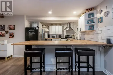 48 Brule Street Penetanguishene ON L9M 1H2