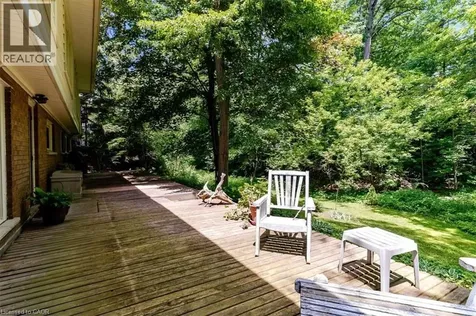 787 Forest Glen Avenue Burlington ON L7T 2L1