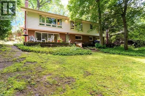 787 Forest Glen Avenue Burlington ON L7T 2L1
