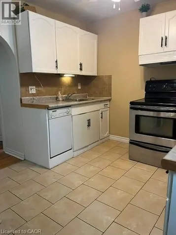 21 West Street Dundas ON L9H 1J4