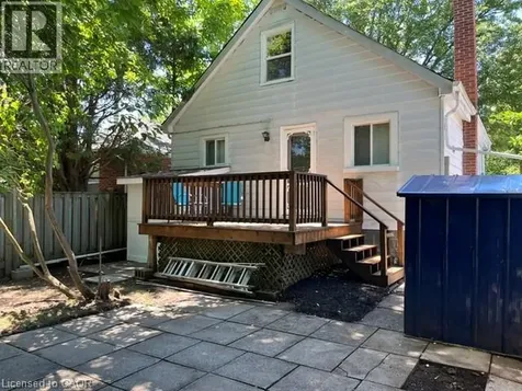 21 West Street Dundas ON L9H 1J4