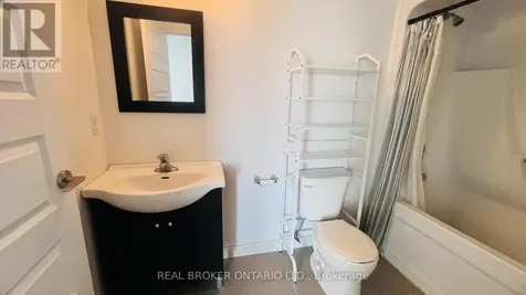 158 King Street North Waterloo ON N2J 0E5