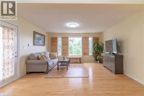 729 Grand Banks Drive Waterloo ON N2K 4M2
