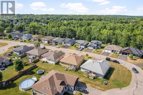 511 Coleraine Drive Renfrew ON K7V 1X3
