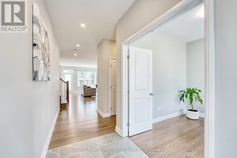232 Ketchikan Crescent Ottawa ON K2T 0S3
