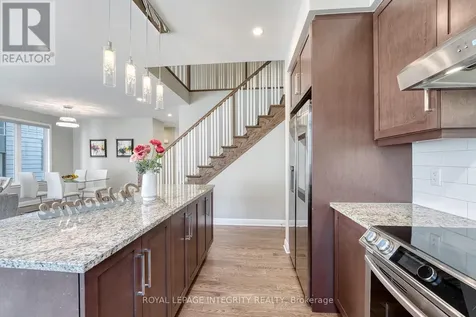 232 Ketchikan Crescent Ottawa ON K2T 0S3