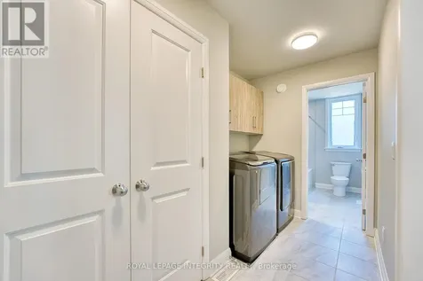 232 Ketchikan Crescent Ottawa ON K2T 0S3