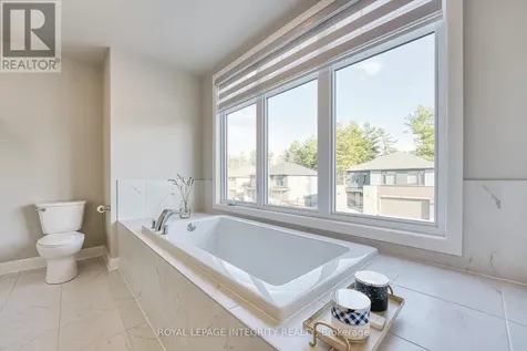 232 Ketchikan Crescent Ottawa ON K2T 0S3
