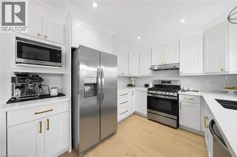 35 Rosebury Way Hamilton ON L0R 1W0