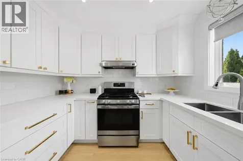 35 Rosebury Way Hamilton ON L0R 1W0