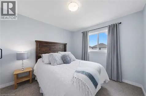 35 Rosebury Way Hamilton ON L0R 1W0
