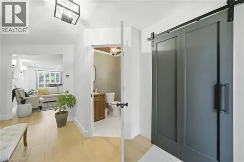 35 Rosebury Way Hamilton ON L0R 1W0